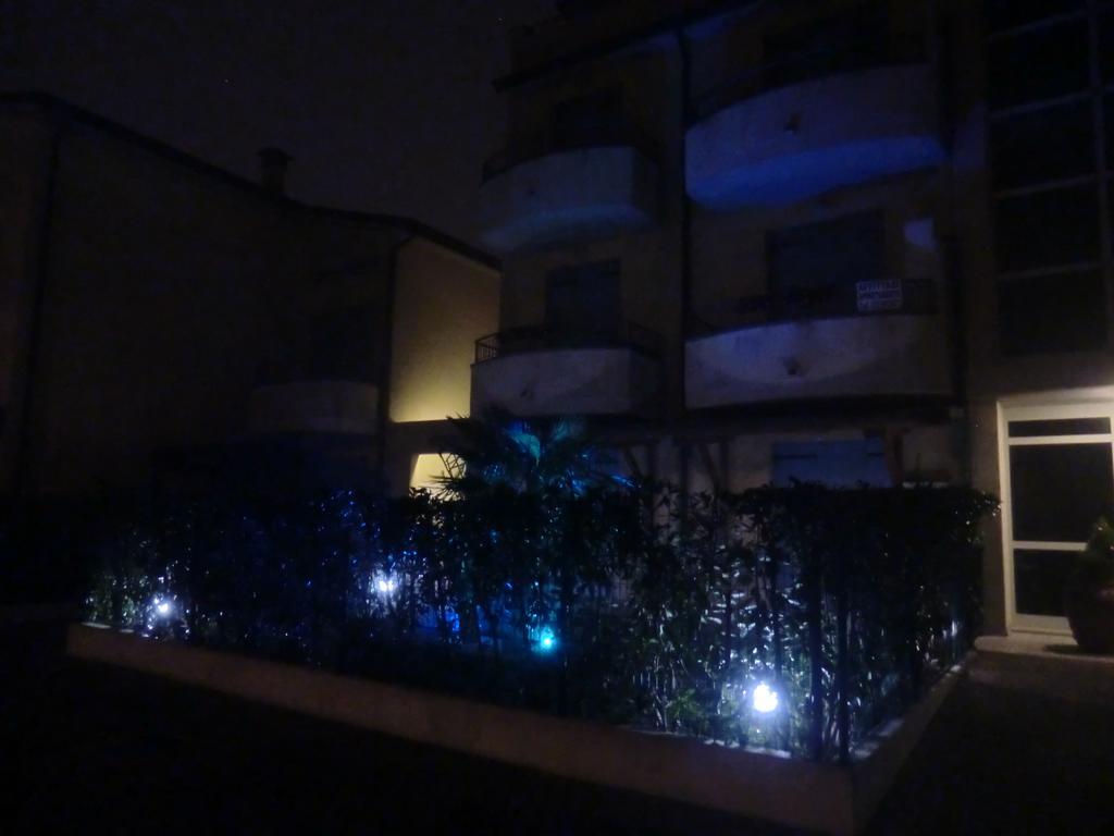 Residence Elisa Piano Terra Con Giardino E Posto Spiaggia Incluso Caorle Szoba fotó