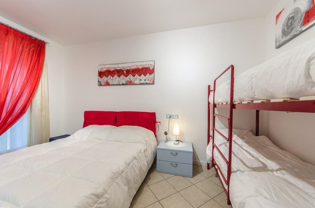 Residence Elisa Piano Terra Con Giardino E Posto Spiaggia Incluso Caorle Szoba fotó